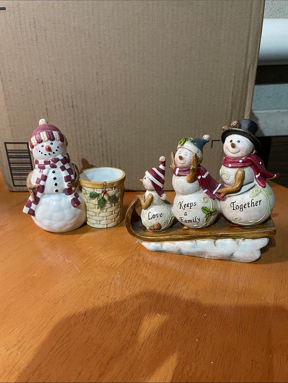 Holiday Snowman Family Figurine Set